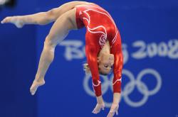 开云体育下载-洪都拉斯血拼牙买加，萨内成为关键先生—一场加勒比足球的史诗对决