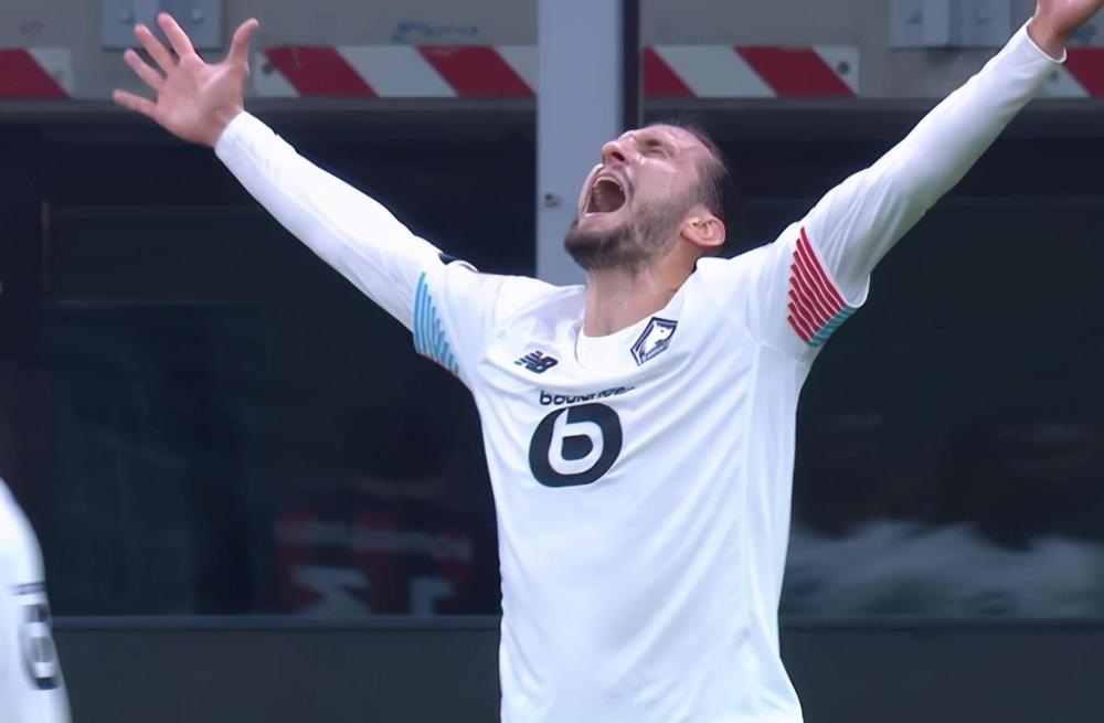 关于AC米兰小将上演帽子戏法,成为全队焦点的信息 关于AC米兰小将上演帽子戏法,成为全队焦点的信息