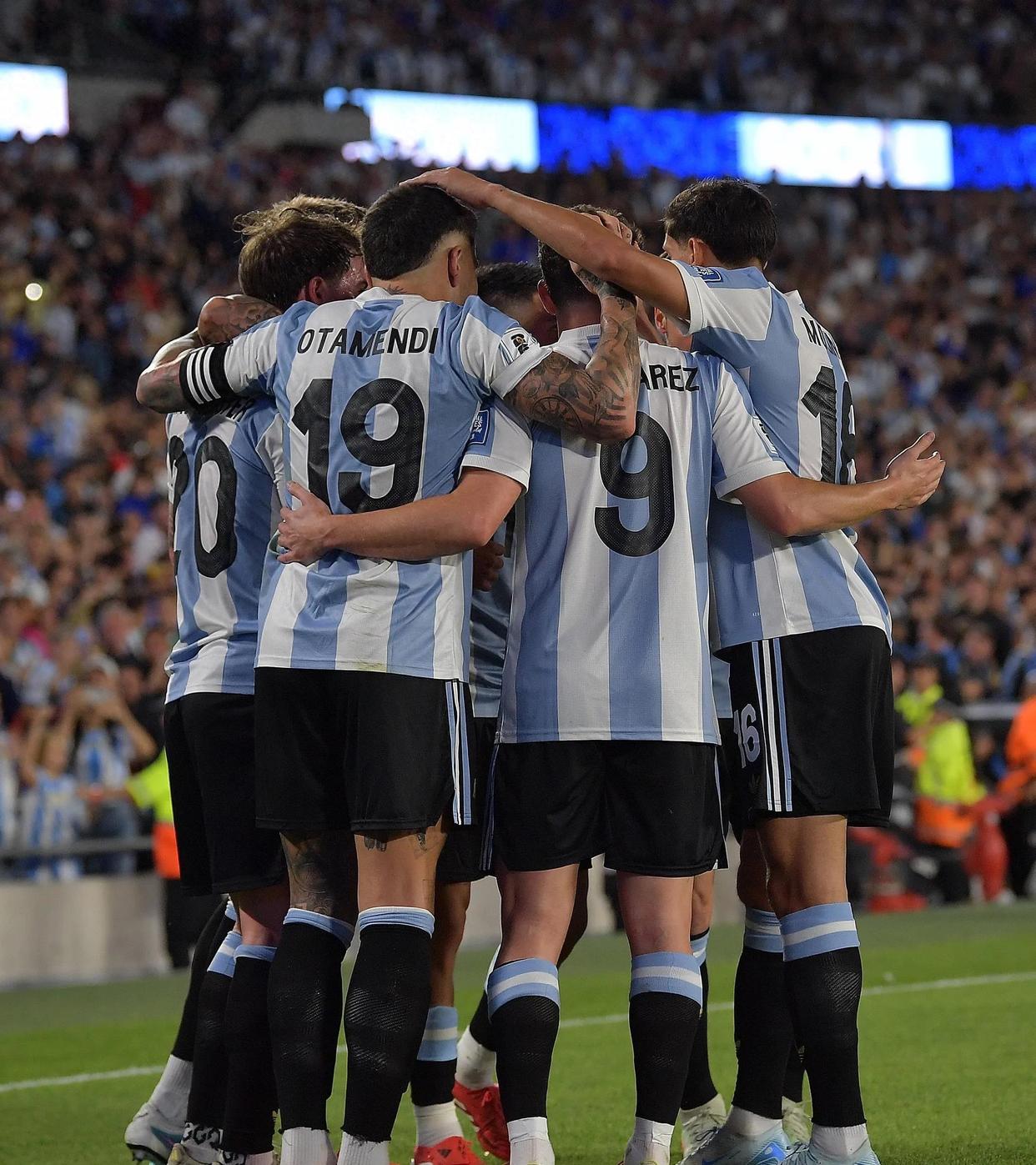 南美球队击溃对手晋级更高层次比赛