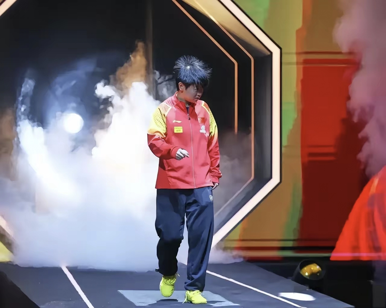 GEN完胜HKA，Xiaohu三分雨点燃全场的简单介绍